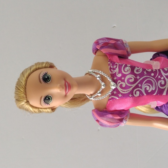 Disney Princess Rapunzel from Tangled Doll 11 Inch - Picture 2 of 12